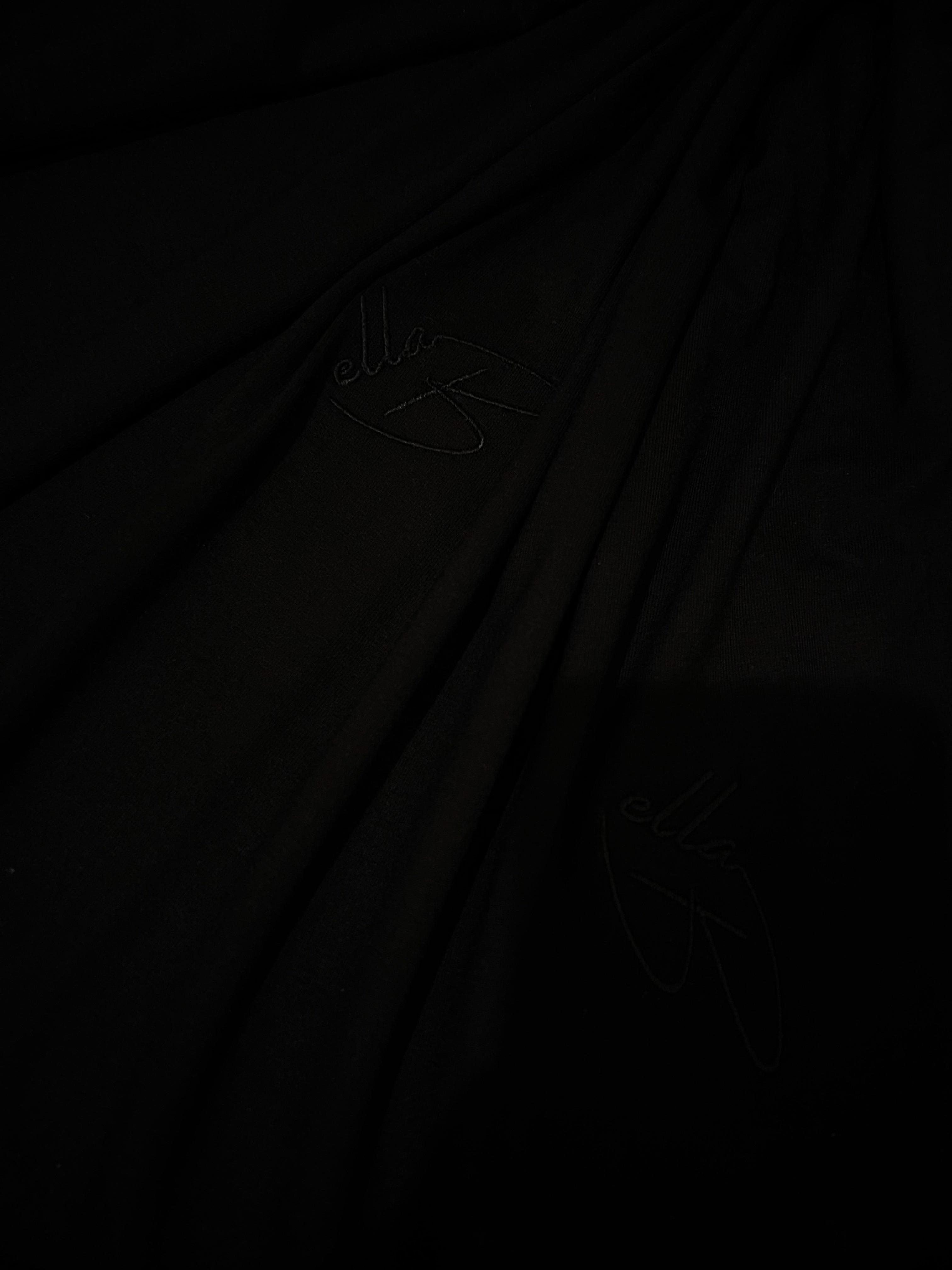 DEFINED NOIR X BLACK
